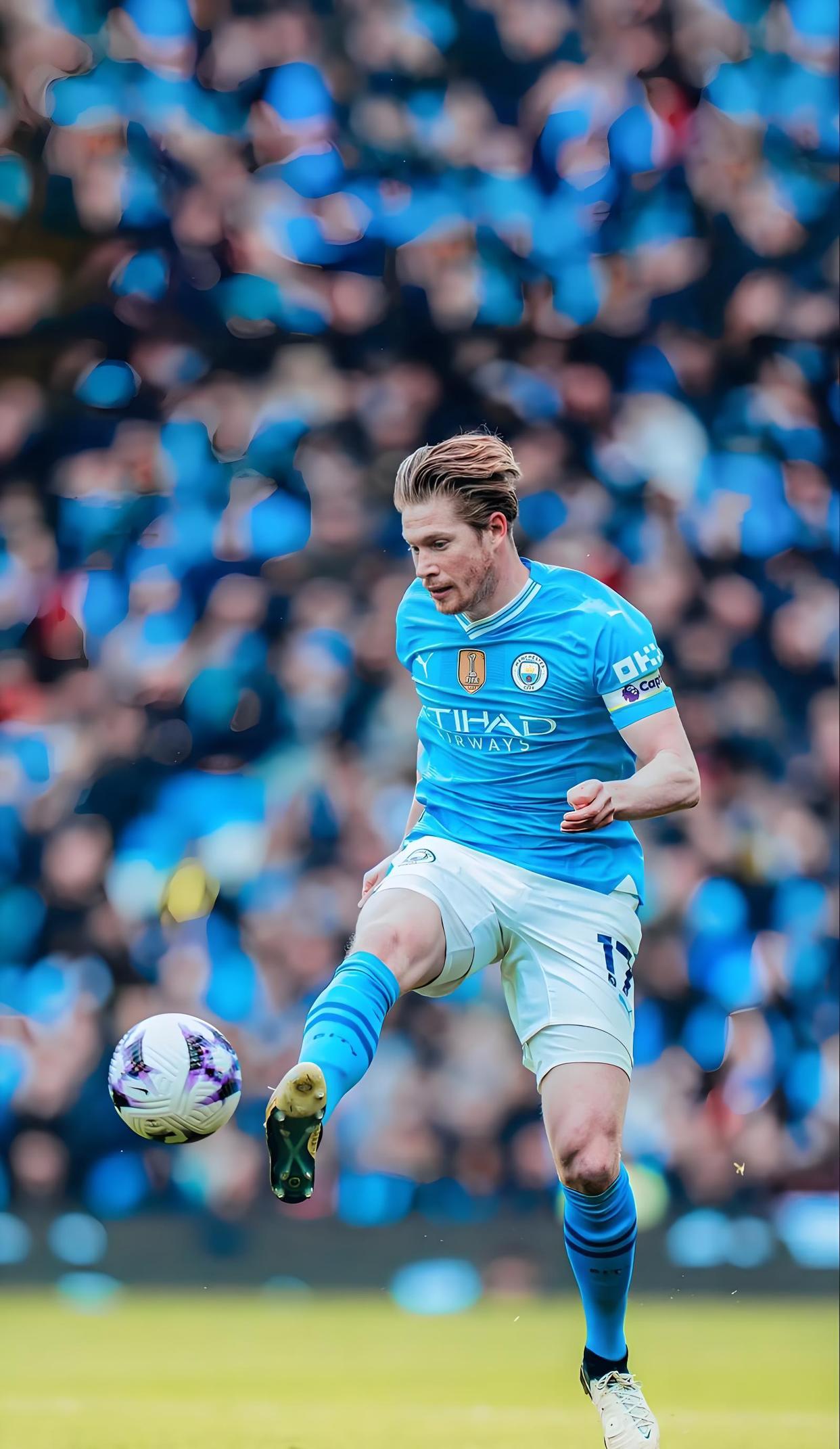 40岁魔笛仍不老！助米兰领跑意甲+连续10轮踢满全场